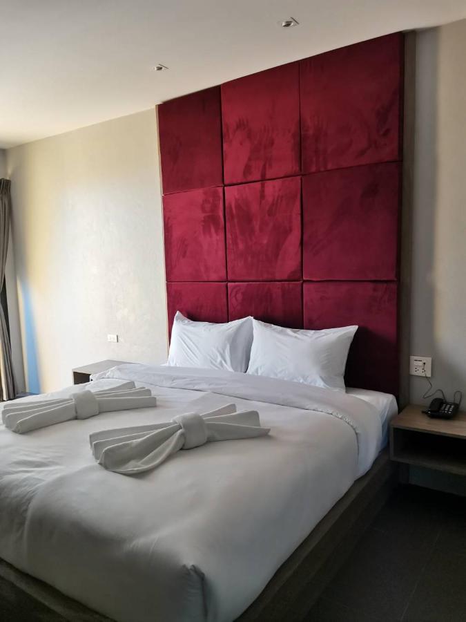 Yamin Seaview Hotel Phuket Екстериор снимка