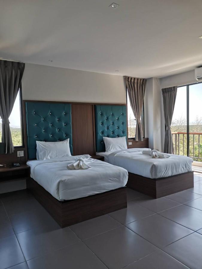 Yamin Seaview Hotel Phuket Екстериор снимка
