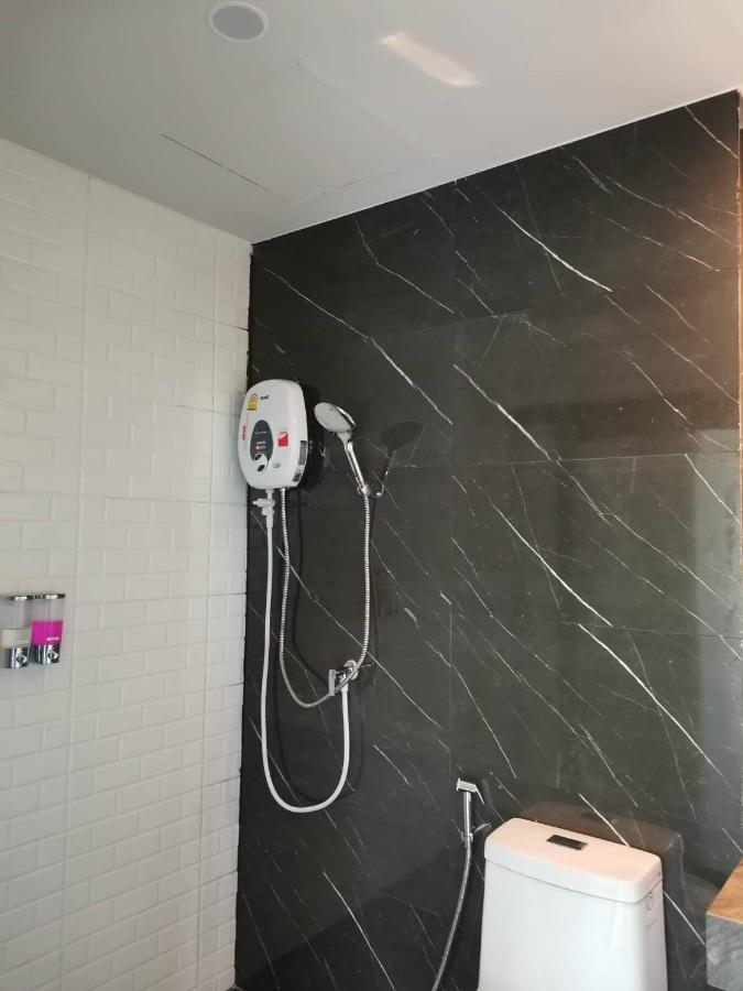 Yamin Seaview Hotel Phuket Екстериор снимка